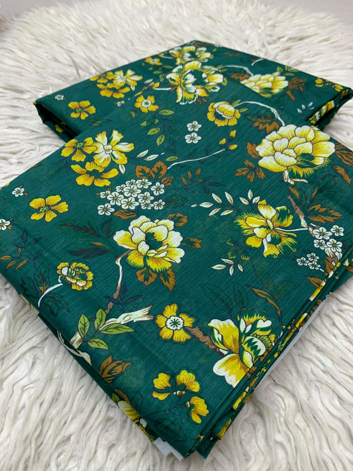 2Pc Baroque Bana Dora Print Lawn Suit Vol-3222